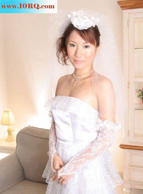 新娘被一群色狼轮奸 [19p]
